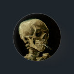 Vincent Van Gogh Skeleton med brinnande cigarett Knapp<br><div class="desc">Vincent Van Gogh Skeleton med brinnande Cigarette Vintage Fine Art Button</div>