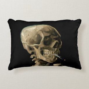 Vincent van Gogh - Skull med Burning Cigarette Prydnadskudde