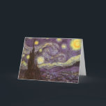 Vincent van Gogh - Starry Night Kort<br><div class="desc">Starry Night (1889) av Vincent van Gogh är en vintage post impressionism bra konst liggande naturmålning. En syn på en stad i dalen på natten med molnen snurrande, stjärnorna skugga och en vacker gyllene gult krescent måne. Den målades under dagen från minnet och är van Goghs mest berömd målning. Om...</div>