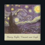 Vincent van Gogh - Starry Night Magnet<br><div class="desc">Starry Night (1889) av Vincent van Gogh är en vintage post impressionism bra konst liggande naturmålning. En syn på en stad i dalen på natten med molnen snurrande, stjärnorna skugga och en vacker gyllene gult krescent måne. Den målades under dagen från minnet och är van Goghs mest berömd målning. Om...</div>