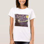 Vincent van Gogh - Starry Night T Shirt<br><div class="desc">Starry Night (1889) av Vincent van Gogh är en vintage post impressionism bra konst liggande naturmålning. En syn på en stad i dalen på natten med molnen snurrande, stjärnorna skugga och en vacker gyllene gult krescent måne. Den målades under dagen från minnet och är van Goghs mest berömd målning. Om...</div>