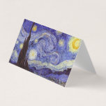 Vincent Van Gogh Starry Night Vintage Fine Art Kort<br><div class="desc">Vincent van Gogh Starry Night Fine Art Painting Starry Night är en målning av den nederländske postimponerande konstnären Vincent van Gogh. Den blå natten i himlar är fylld med roliga moln, stjärnor och ett ljust halvmånsfärande måne. Starry Natt är den enda nokturn i serien av vyer från hans sovrumsfönster. Rörelse:...</div>