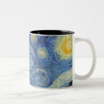 Vincent van Gogh| Stjärtnatten, juni 1889 Två-Tonad Mugg<br><div class="desc">The Starry Nght,  June 1889 (oil on canvas),  Gogh,  Vincent van (1853-90) / Museum of Modern Art,  New York,  USA / Bridgeman Art Bibliotek| Bilduppsamlingsnummer: XOS702746</div>
