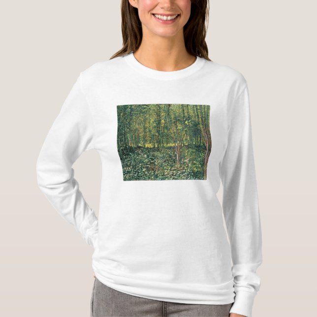 Vincent Van Gogh | träd och undervegetation, 1887 T Shirt (Framsida)