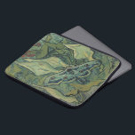 Vincent van Gogh - Underbar Peacock Moth Laptop Sleeve<br><div class="desc">Underbar Peacock Moth (1889) av Vincent van Gogh är en vintage bra konst som fortfarande livnär naturmålning i post impressionism. En insekt, kejsaren Moth, i en vår-trädgård med Calla Lily-blommor och andra växter. Van Gogh kallade det för en "dödens huvudmullvad" och målade en skalle på baksidan av kroppen. Om konstnären:...</div>