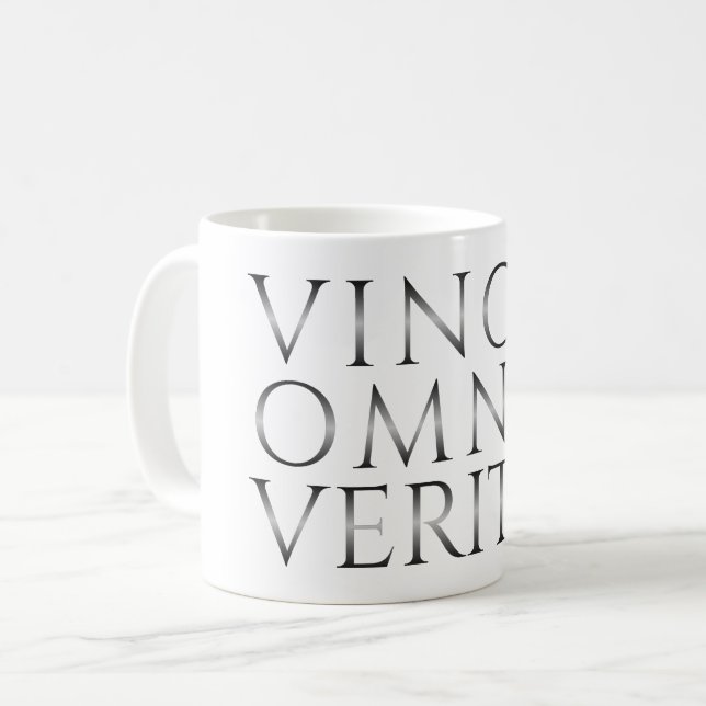 VINCIT OMNIA VERITAS - Ljus Kaffemugg (Framsida vänster)