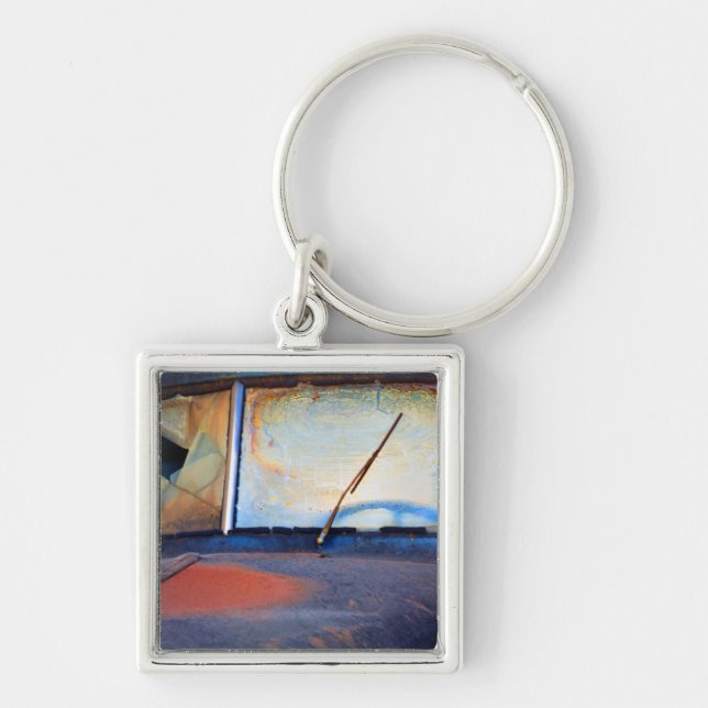 Vindruta av en gammal rostig lastbil fyrkantig silverfärgad nyckelring (Framsidan)