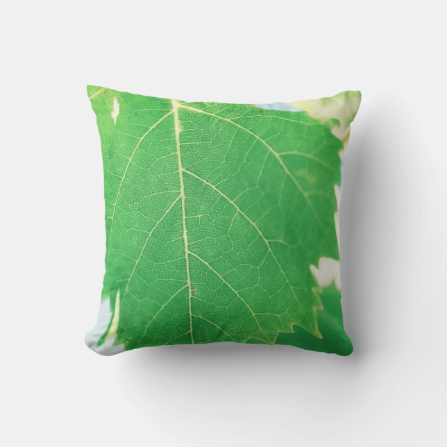 Vine Grönt Blå himmel Focus Cushion Pillow Kudde (Framsida)