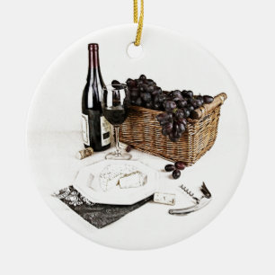 Vinflaska, vinexponeringsglas och basket av druvor julgransprydnad keramik