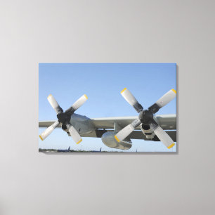 Vingar av en LC-130 Hercules Canvastryck