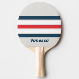 Vingbeklädd fågel över randigt underlag med namn pingisracket