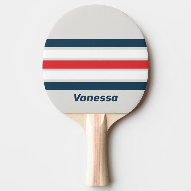 Vingbeklädd fågel över randigt underlag med namn pingisracket (Framsidan)