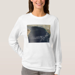 Vinka moln över Arabianet Sea Tee Shirt