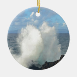 Vinkar avbrott på en vulkanisk kust julgransprydnad keramik