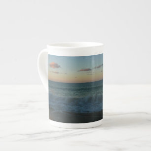 Vinkara kraschar vid Sunset Beach Ligcape Benporslin Mugg