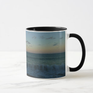Vinkara kraschar vid Sunset Beach Ligcape Mugg