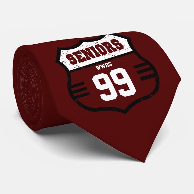 Vinröda slitna seniors vägschild slips (Rullad)