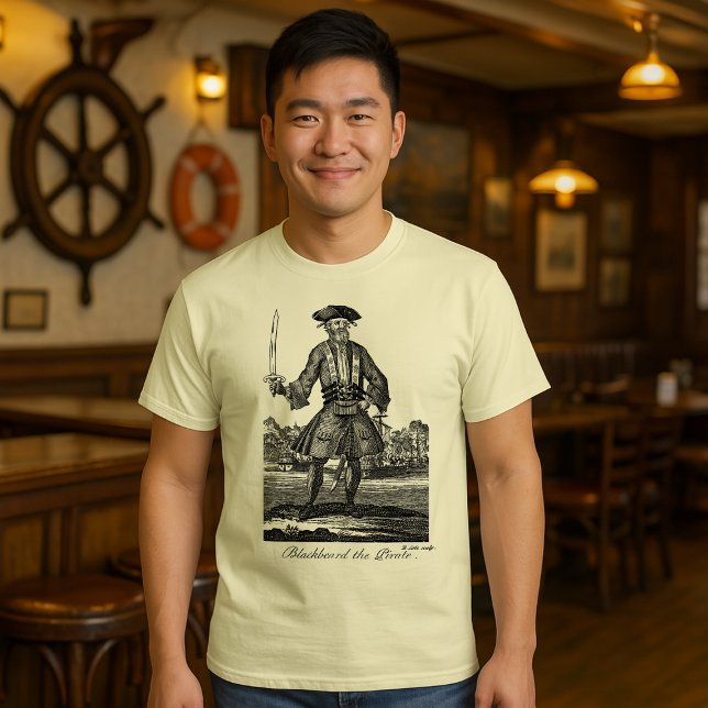 Vintage 1725 Svartskägget Pirat T Shirt (Skapare uppladdad)