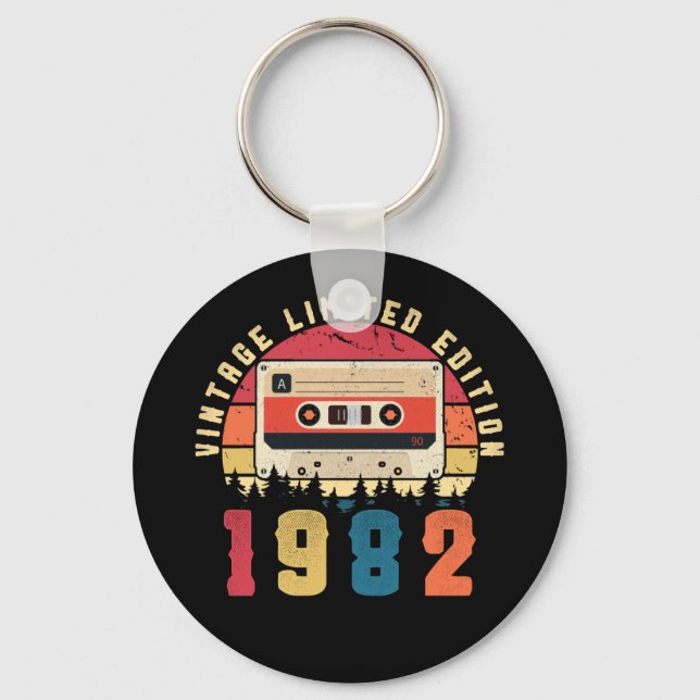 Vintage 1982 Födelsedagsband Nyckelring (Framsida)