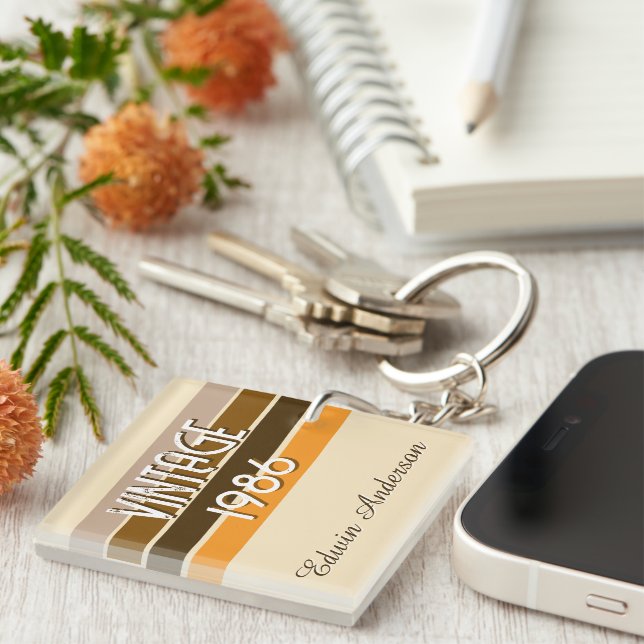 Vintage 1986 Retro Stripes Brown Tan Vintage Name (Högra Framsidan)