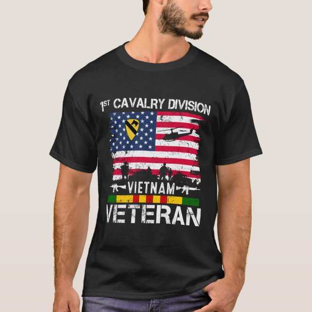 Vintage 1:a kavalleridivisionen Vietnam Veteran T Shirt (Framsida)