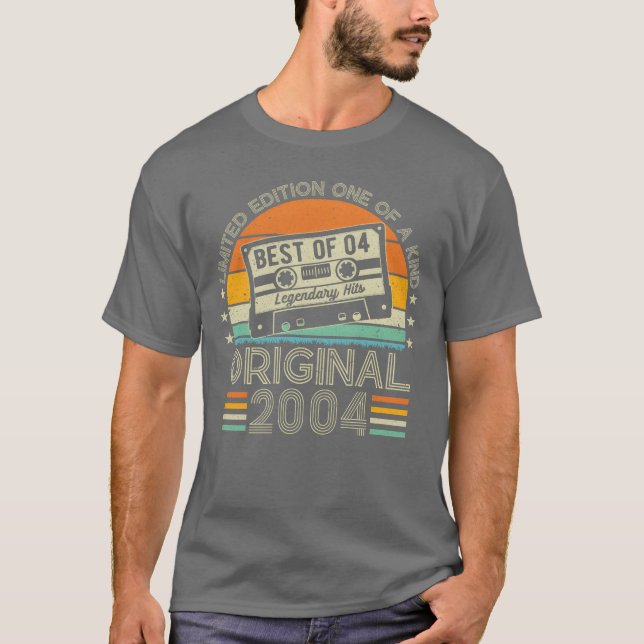 Vintage 2004 Classic Rock funny T Shirt (Framsida)