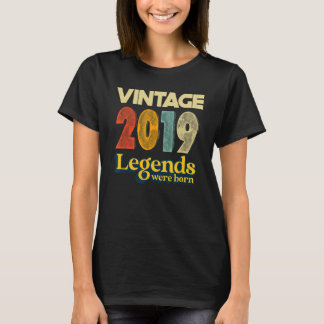 Vintage 2019 Legenderna föddes på födelsedagen T Shirt