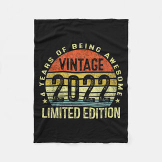 Vintage 2022 Limited Edition 4 år gammal 4-års föd Fleecefilt