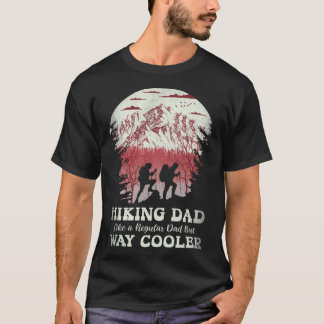 Vintage 2 Anställda i landskapsscenen i bergsområd T Shirt
