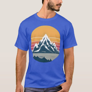 Vintage 70-tals bergslandskap vid solnedgång famil t shirt