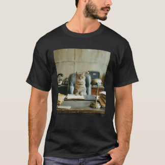 Vintage 70-tals solglasögon Kontorskatten vid skri T Shirt