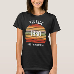Vintage Åldrat Till Perfektion Födelseår Retro Sol T Shirt
