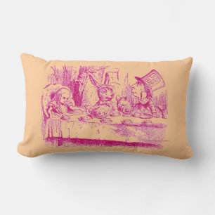 Vintage Alice i Wonderland Lumbarkudde
