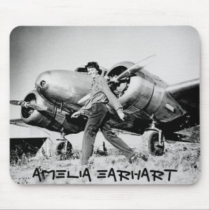 Vintage Amelia Earhart Photo Musmatta