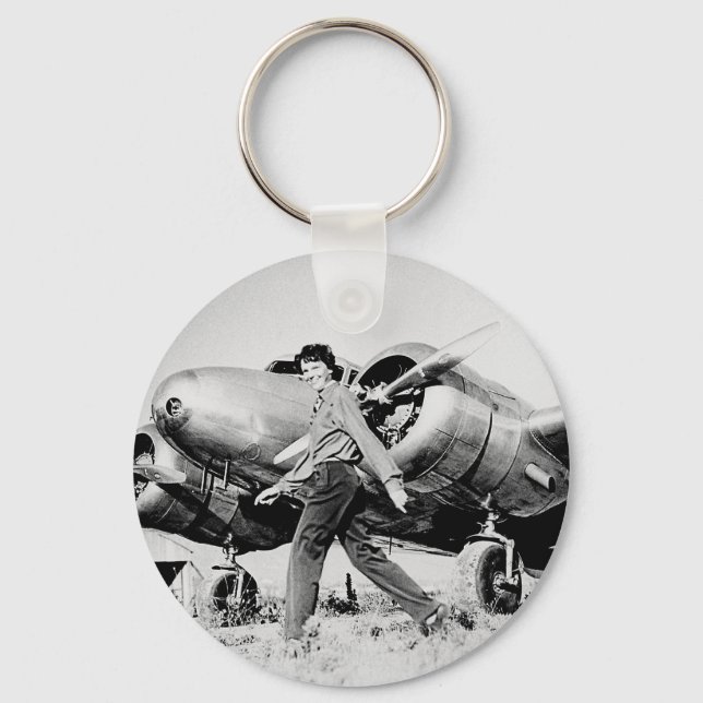 Vintage Amelia Earhart Photo Nyckelring (Framsida)