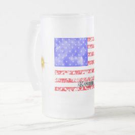 Vintage American flagga med stjärnsprängningar och Frostat Ölglas
