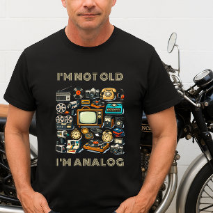 Vintage analoga anordningar Collage Födelsedagsmal T Shirt
