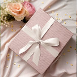 Vintage Antique Lettering Faded-Rosa Presentpapper<br><div class="desc">Skicka ett sött meddelande med den vackra vintagen stil. Antikettering på en blekt rosa bakgrund. Dina gåvor får en vintage och romantisk utseende. Perfekt för Mors dag,  Valentines day,  antikviteter,  babyduschar.</div>