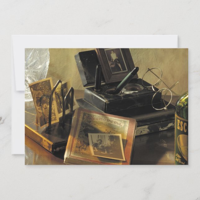 Vintage Antiques and Nostalgic Mementos Inbjudningar (Framsida)