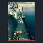 Vintage Art Deco Crimea Turism Travel Poster<br><div class="desc">Det här är ett digitalt utökat tryck av en vintage Art Deco-resekromolitografi om Krim. Vneshtorgizdat beställd av Inturi 1935. Den har Svälj Nest,  ett Neo Gothic-slott som förbiser Kap av Ai-Todor på Svarta havet.</div>