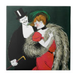 Vintage Art nouveau, Italiens Mode Kärlek Romantik Kakelplatta<br><div class="desc">Vintage illustration Art nouveau-reklam poster utformning för Novita per Signora, E. & A. Mele & Ci. av Leonetto Capiello, 1903. Den här annonsen har en moderiktig bild av kärlek och romantik med ett elegant Victorianpar. Herren bär en dapper tuxedo och top hat och dam bär en vacker, högtidlig kvällsgäss med...</div>