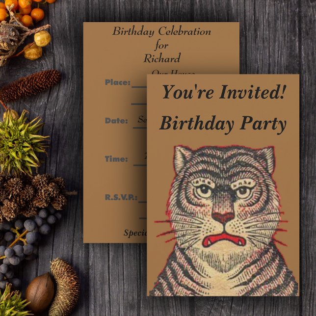 Vintage Asian Tiger Birthday Inbjudningar (Head of Asian striped tiger fierce face on brown Birthday party invitations.)