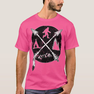 Vintage av Bigfoot Hiking Mountain Camping Manar W T Shirt