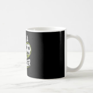 Vintage bara pojke som älskar fotboll spela spel m kaffemugg