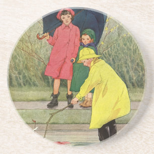 Vintage Barn som leker Pölar Leksaksbåtar Regn Underlägg