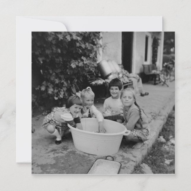 Vintage Barn som spelar Julkort (Framsida)