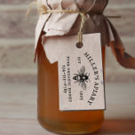 Vintage Bee Apiary Custom Name Honung Frimärke Stämpel<br><div class="desc">Anpassningsbar frimärke för ditt familjejordbruk! En enkel design med typografi mellan vintage och stil, en illustration av humlor, ditt etableringsår och din produkt- och kontaktinformation. Gör din egen honung frimärke genom att klicka på "Anpassa den här mallen" och ändra texten i mallrutorna. Visa samlingen på den här sidan eller besök...</div>