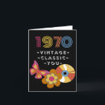 Vintage Birthday 1970 Retro Design for Friend Kort<br><div class="desc">Född 1970 Vintage Födelsedag för Vännen. Vintage,  Klassisk,  Du text på omslaget. En retrobutterfly,  LP-registrering och blomma finns på omslaget. Art,  bild och versell copyright © Shoaff Ballanger Studios,  2022.</div>