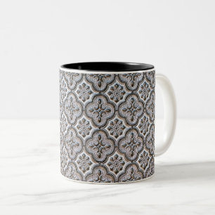 Vintage Black and White Ornate Tile Mönster Två-Tonad Mugg
