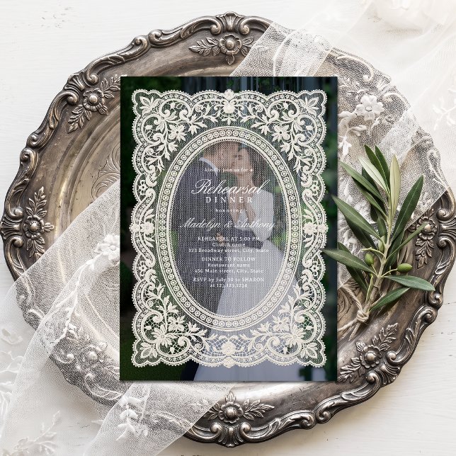 Vintage Blommig Spetsram Bröllopsmiddag Inbjudningar (Vintage Floral Lace Frame Photo Rehearsal Dinner Invitation)